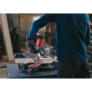 SKIL Afkortzaag /verstekzaag 254mm Met Trekfunctie, Laser En 'dual Bevel' Functie 1320AA 2000W + Snelklem - Image 7