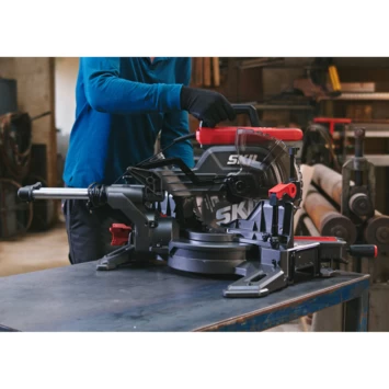 SKIL Afkortzaag /verstekzaag 254mm Met Trekfunctie, Laser En 'dual Bevel' Functie 1320AA 2000W + Snelklem - Image 9